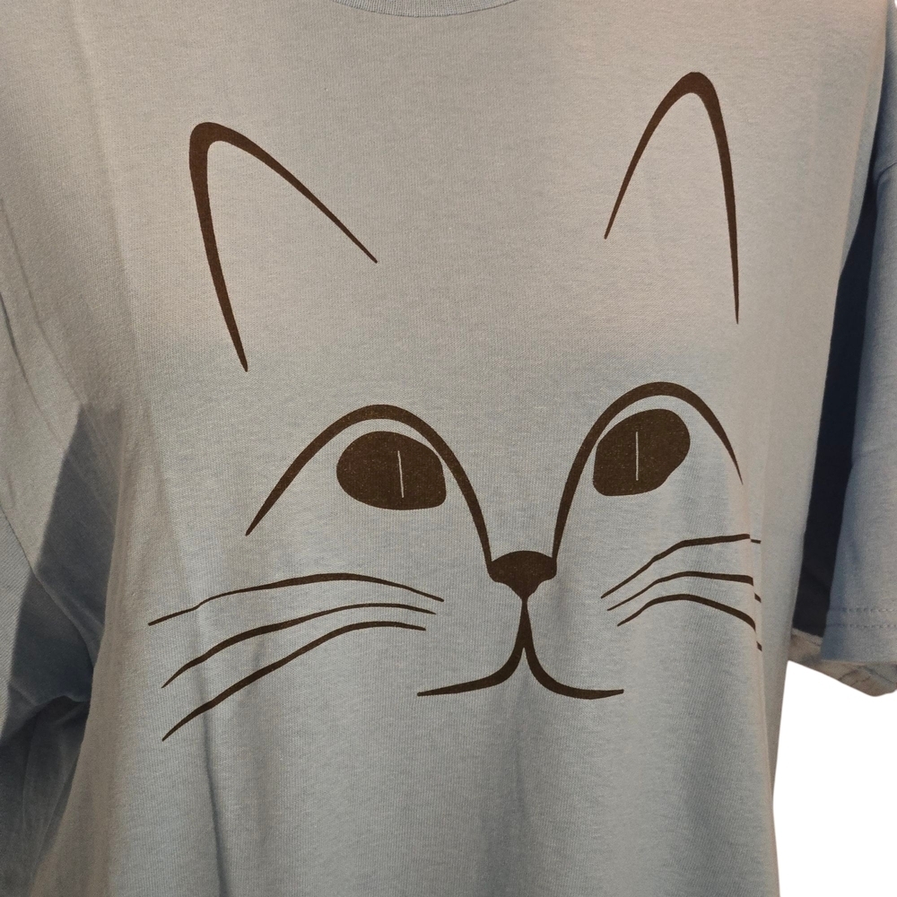 Delta Pro Weight Cat Face Graphic T-Shirt Sky Blue Women size L NWT